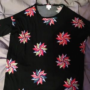 LuLaRoe pinwheel Irma - size M